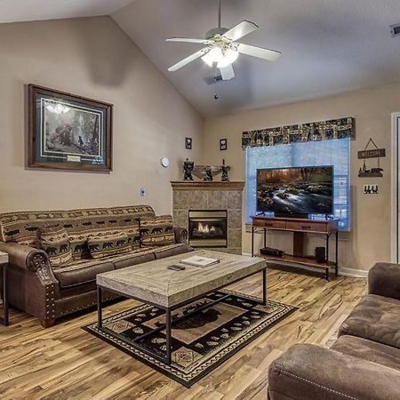 Rock Of Ages, Hot Tub, Game Room, Wifi, 1089 Free Tickets Each Paid Day, Dollywood And More ピジョンフォージ エクステリア 写真